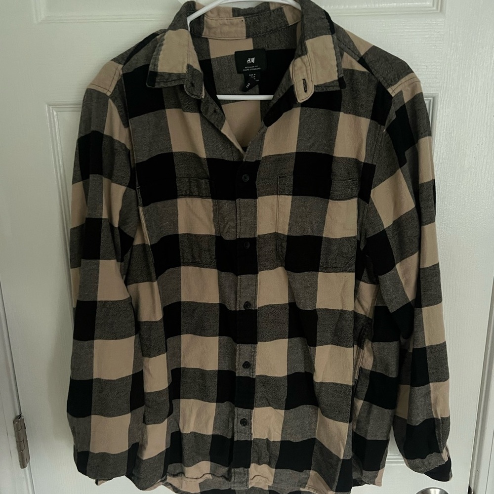 H&M Black and Beige Plaid Shirt